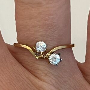 Vintage Ring Size 5 Uncas Cubic Zirconia Dainty Mid Century Modernist 14Y